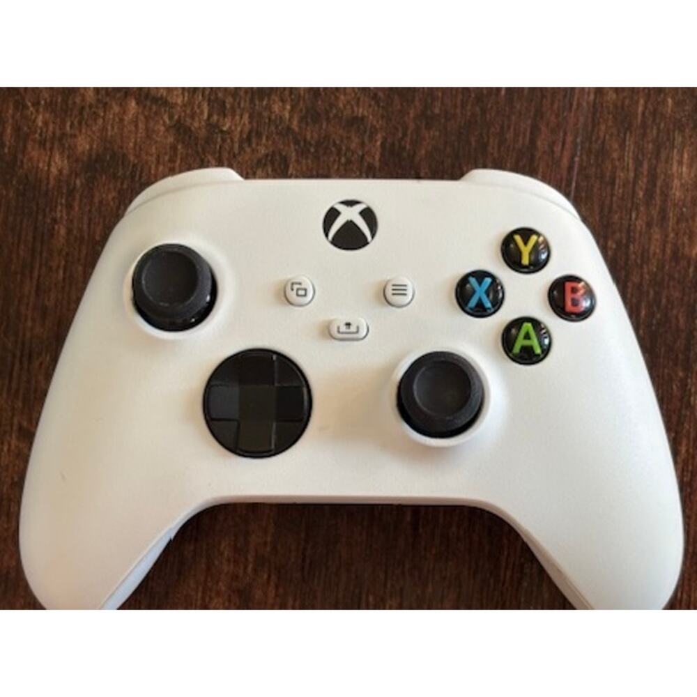 Microsoft Xbox Wireless Controller Robot White Model 1914 Series X S Genuine OEM